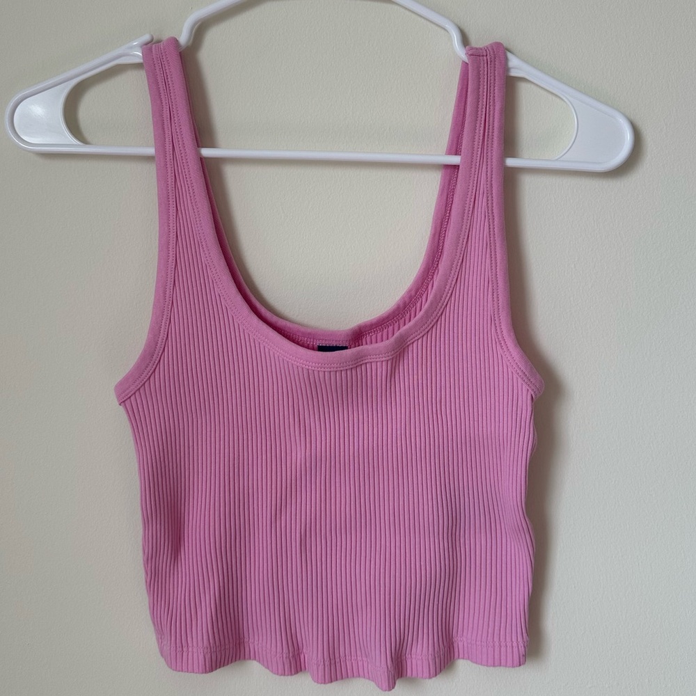 Old Navy Bubblegum Pink Cropped Ribbed Tank | Size Small
